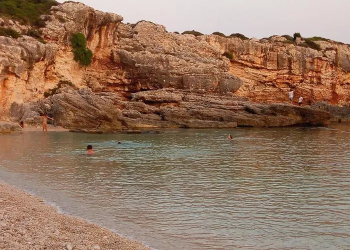 Ponderosa Kefalonia * Lixouri