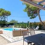 Ponderosa Kefalonia Lixouri