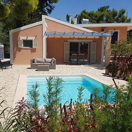 Ponderosa Kefalonia 릭수리