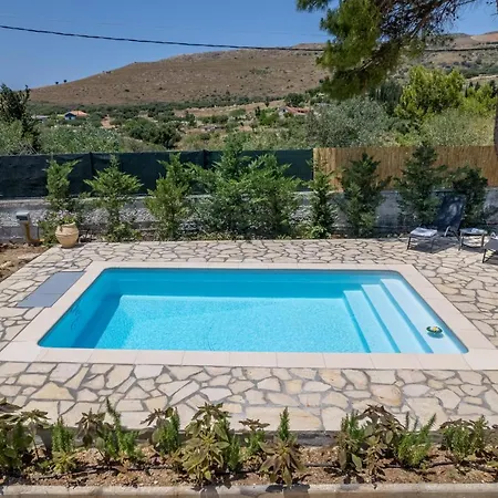 Ponderosa Kefalonia Lixouri