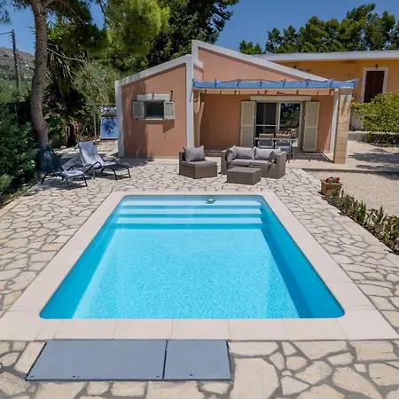 别墅 Ponderosa Kefalonia *