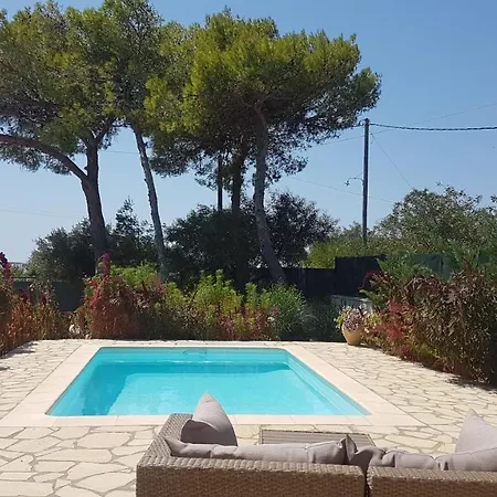 Ponderosa Kefalonia ليكسوري