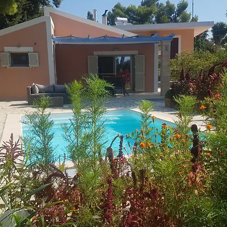 别墅 Ponderosa Kefalonia