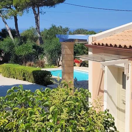 Ponderosa Kefalonia