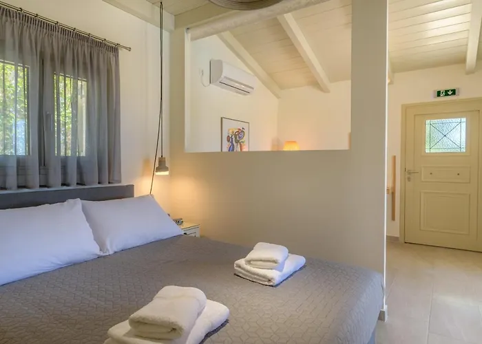 Ponderosa Kefalonia Villa Lixouri