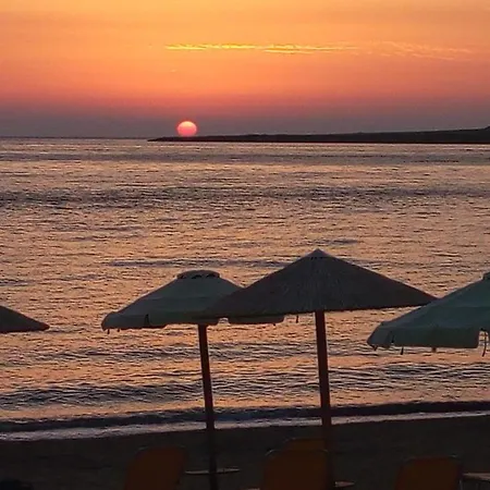 Ponderosa Kefalonia * Lixouri